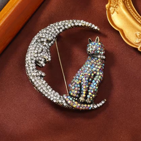 Betsey Johnson Crystal Cat Moon Brooch - Picture 6 of 9